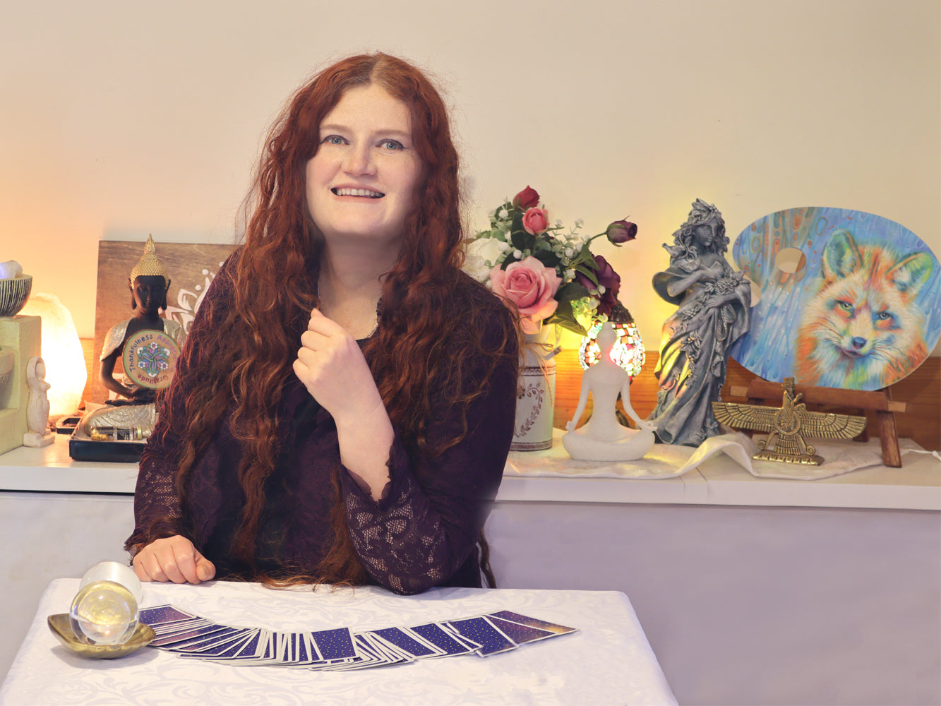 Online Psychic Tarot Readings with Clairvoyant Bonny Hut based in Melbourne Australia