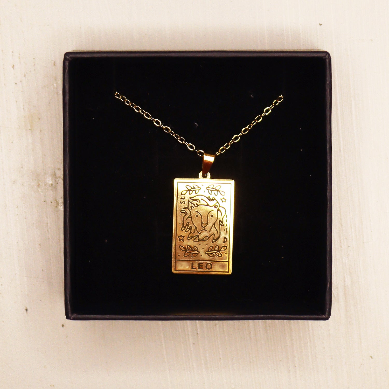 Leo birthday gift necklace-pendant, Astrology Horoscope Zodiac star-sign jewellery beautifully packaged in a black box